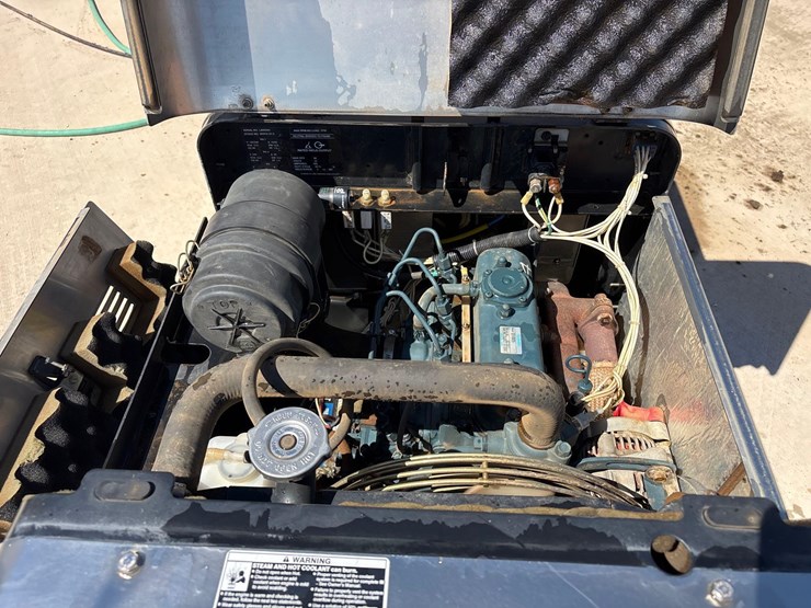 miller-pipe-pro-304-welder/generator-image-7