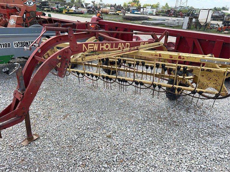 new-holland-55-image-6