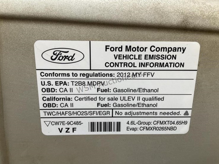 2012-ford-cargo-image-13