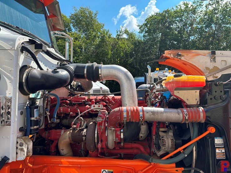 2013-peterbilt-367-image-20