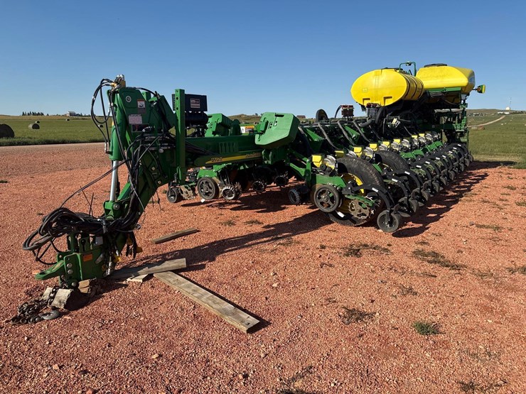 2014-john-deere-1770nt-image-12