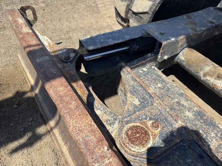2016-deere-50g-image-11