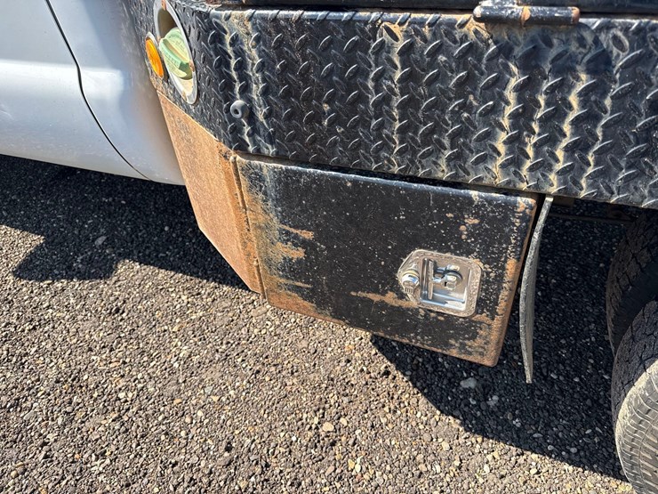 2013-ford-f350-xl-image-13