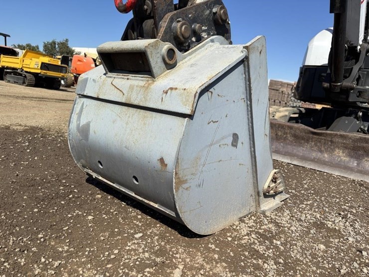 2020-bobcat-e32i-image-13