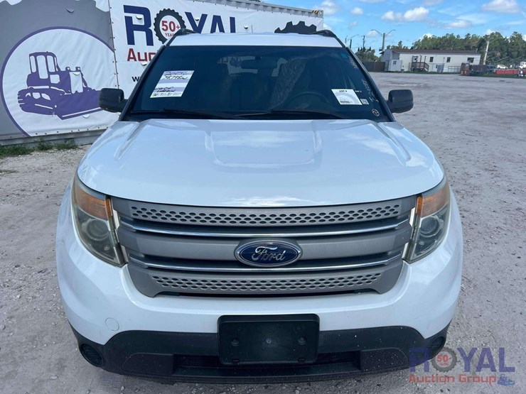 2013-ford-explorer-image-27