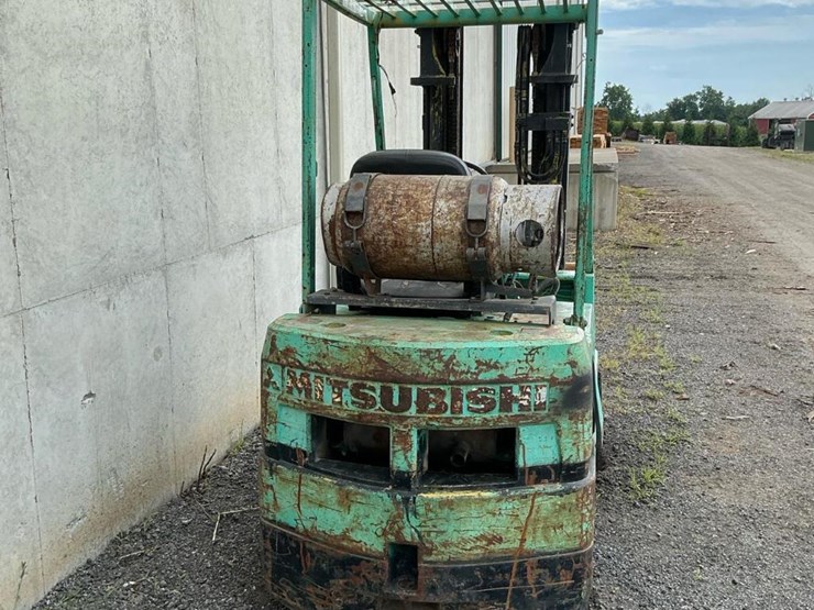 #305-•-mitsubishi-forklift-image-4