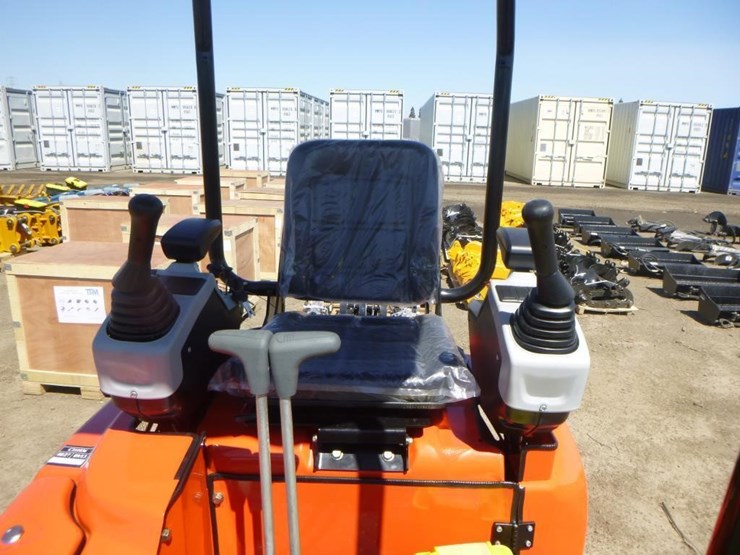 2025-tpm-16-hydraulic-excavator-image-19
