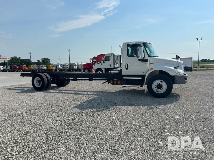 2020-international-mv607-cab-&-chassis-(cp0646)-image-8
