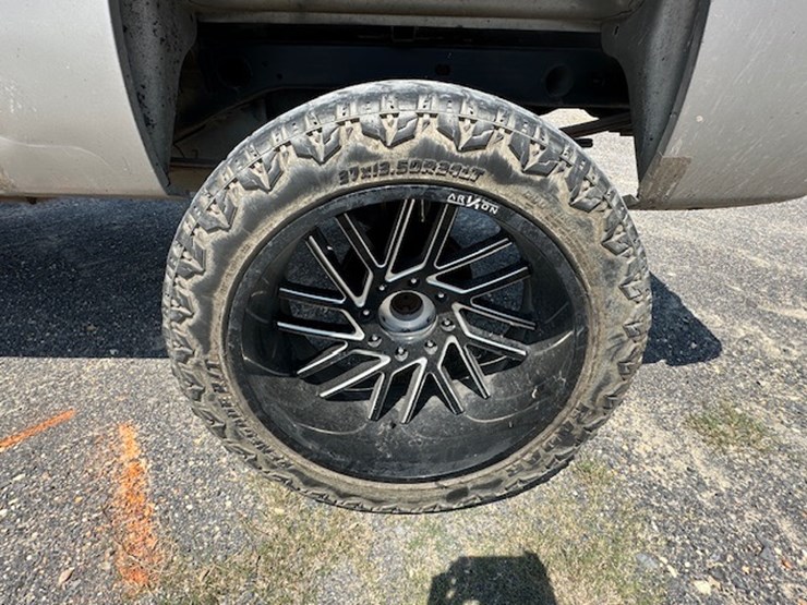 2009-chevrolet-silverado-image-12