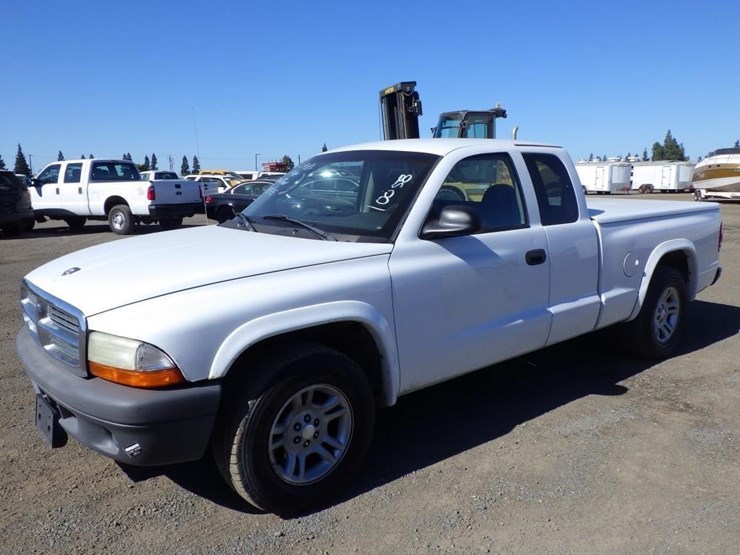 2004-dodge-dakota-image-1