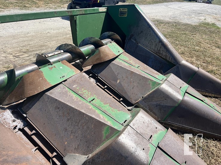 john-deere-444-image-13