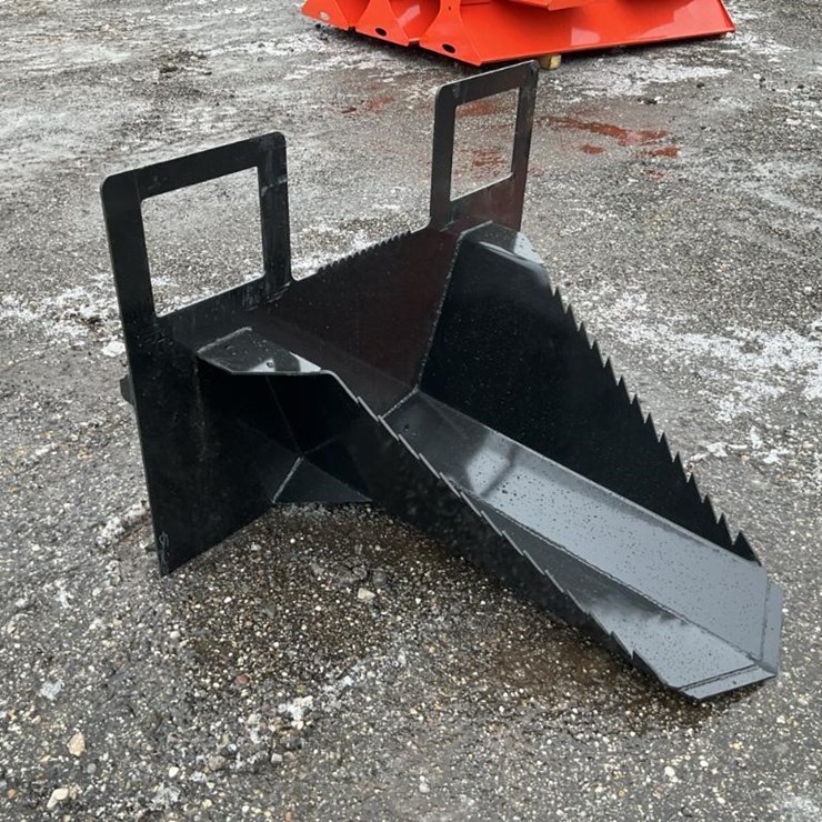 #608 • 40" Skid Steer Tree Spade