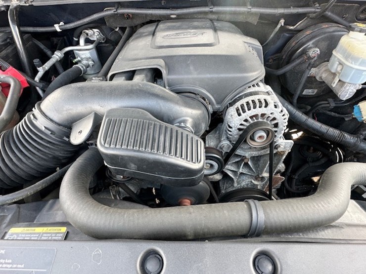 2010-chevrolet-silverado-image-52