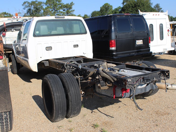 2015-ford-f550-image-3