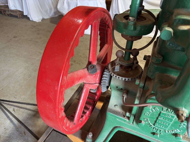 5hp-ellis-gas-engine-image-8