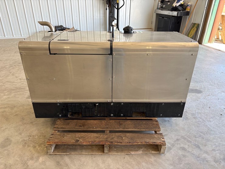 miller-pipe-pro-304-welder/generator-image-2