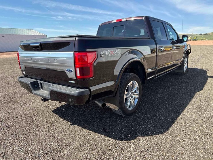 2020-ford-f150-platinum-image-12