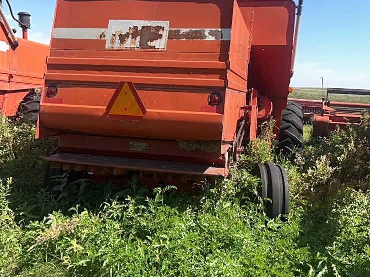 massey-ferguson-760-image-26