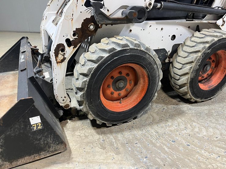 2006-bobcat-s160-image-12