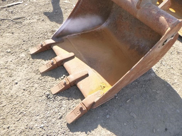 john-deere-24-image-5