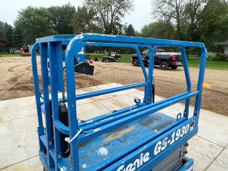 2016-genie-gs1930-image-9