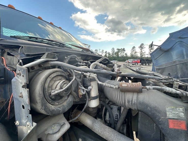 2000-ford-f650-image-54