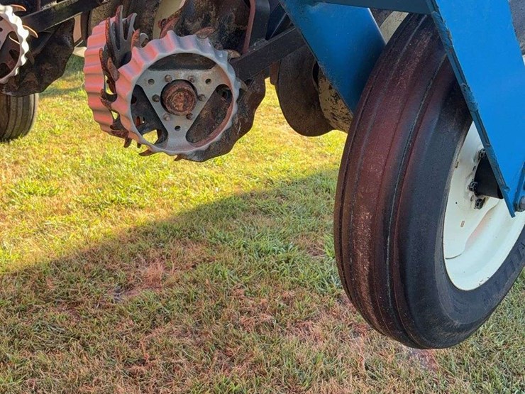 kinze-2600-image-15