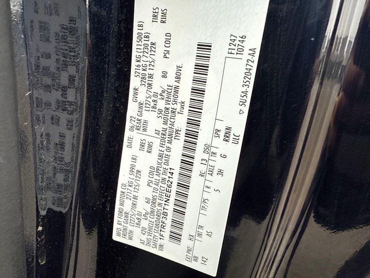 2022-ford-f350-image-17