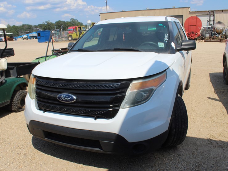 2014-ford-explorer-police-interceptor-image-2