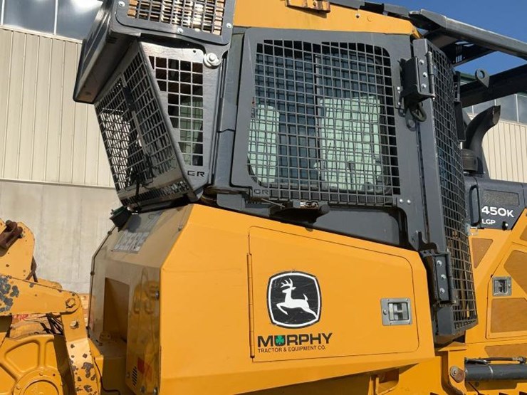 2017-deere-450k-lgp-image-33