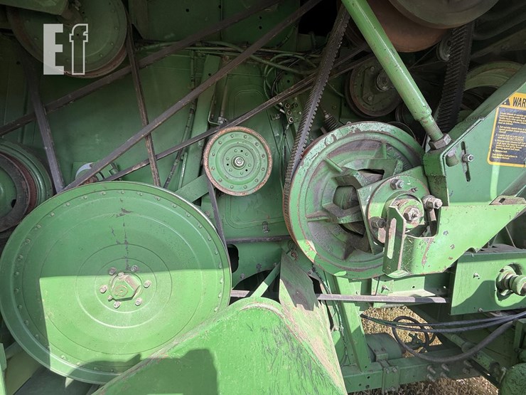 1983-john-deere-8820-image-29