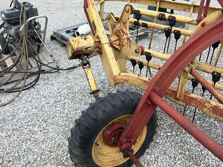new-holland-55-image-4
