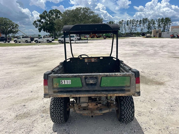 2017-john-deere-gator-image-14