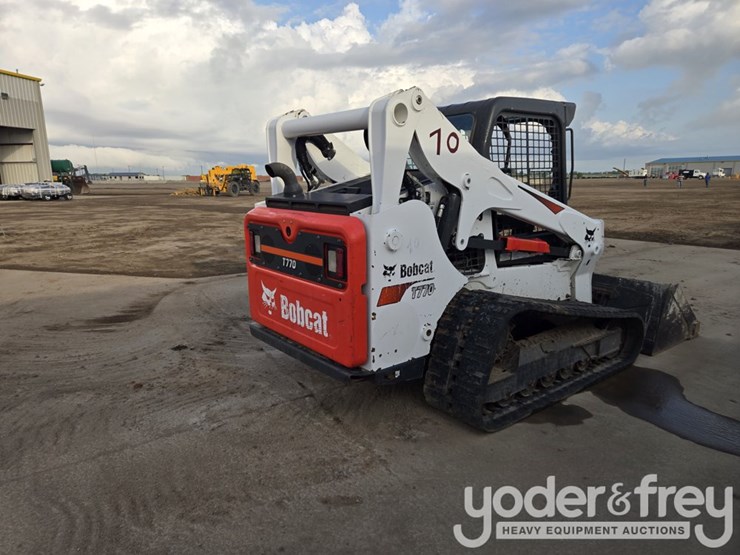 2022-bobcat-t770-image-5