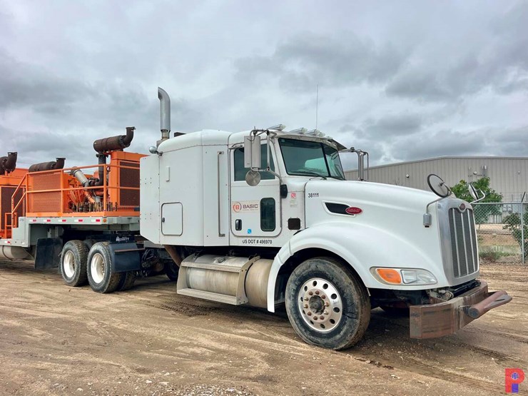 2008-peterbilt-386-image-1