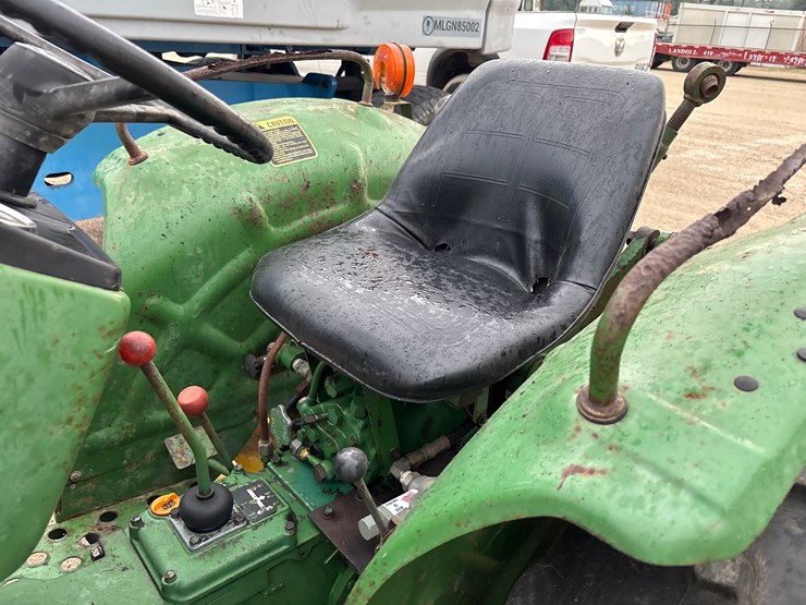 john-deere-850-image-8