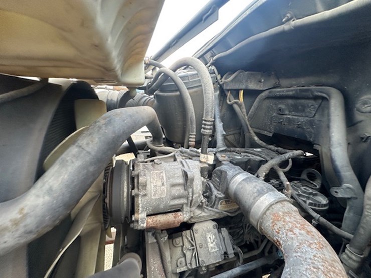 2000-ford-f650-image-62