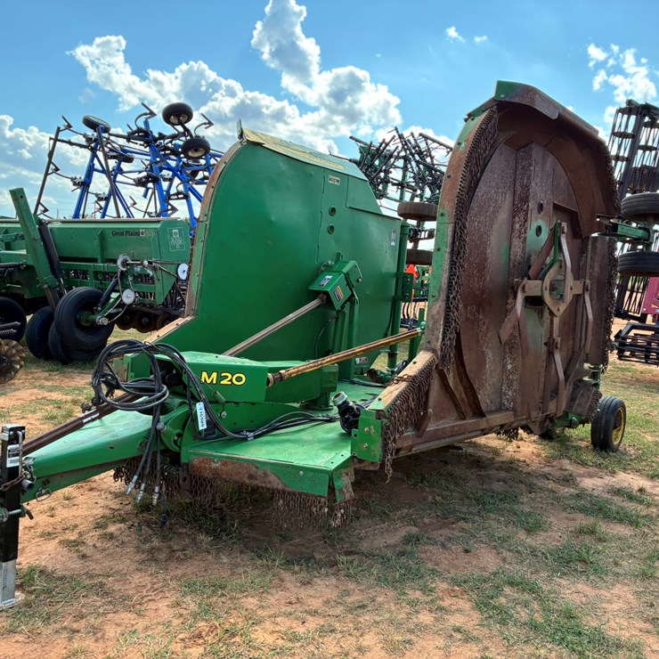 JOHN DEERE M20