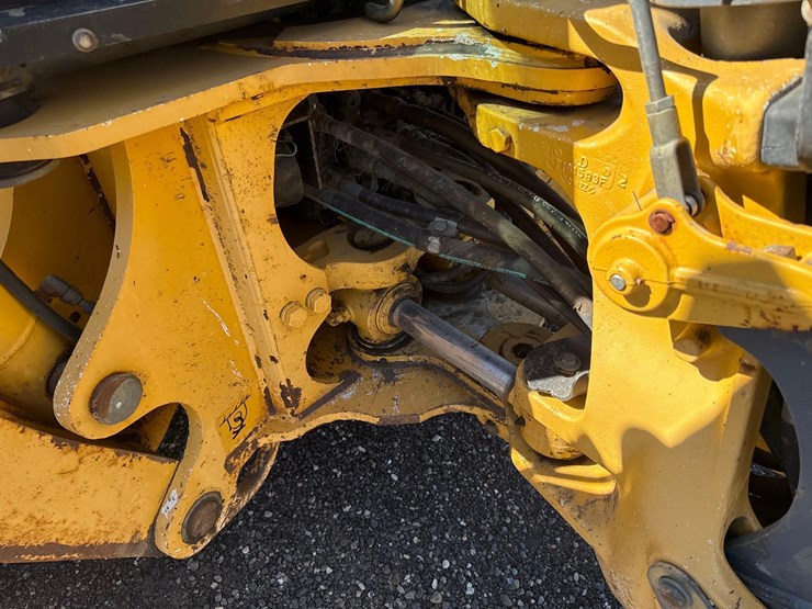 deere-310sj-image-16