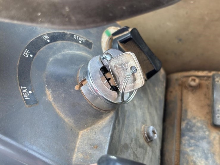 deere-35d-image-38
