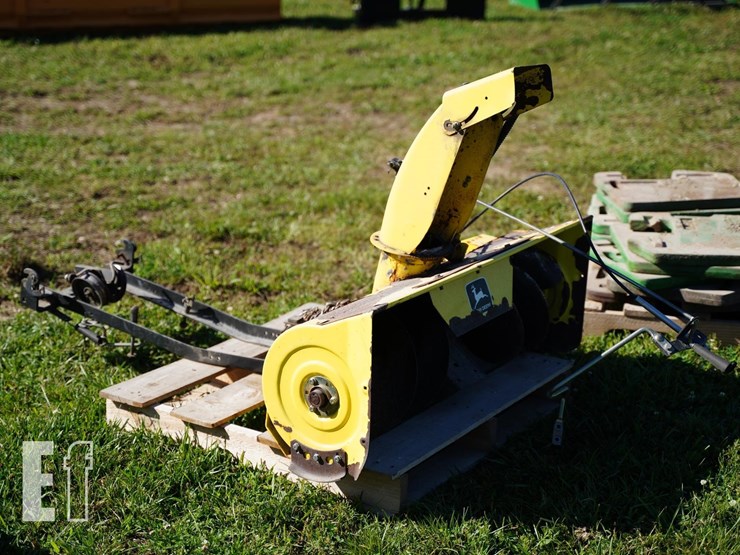 john-deere-345-image-1