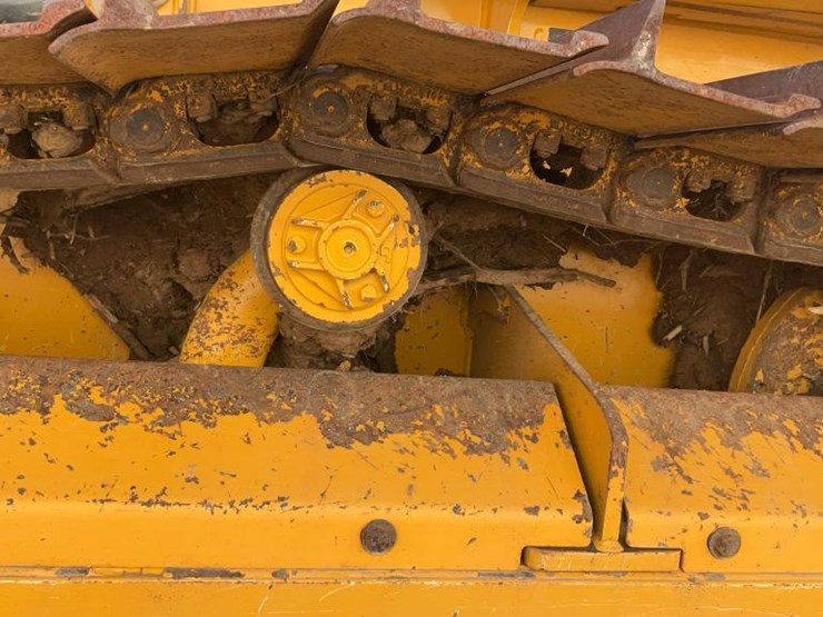 2017-deere-450k-lgp-image-18
