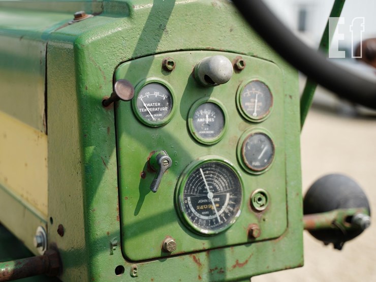 john-deere-620-image-28