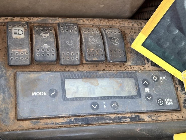 deere-35d-image-36