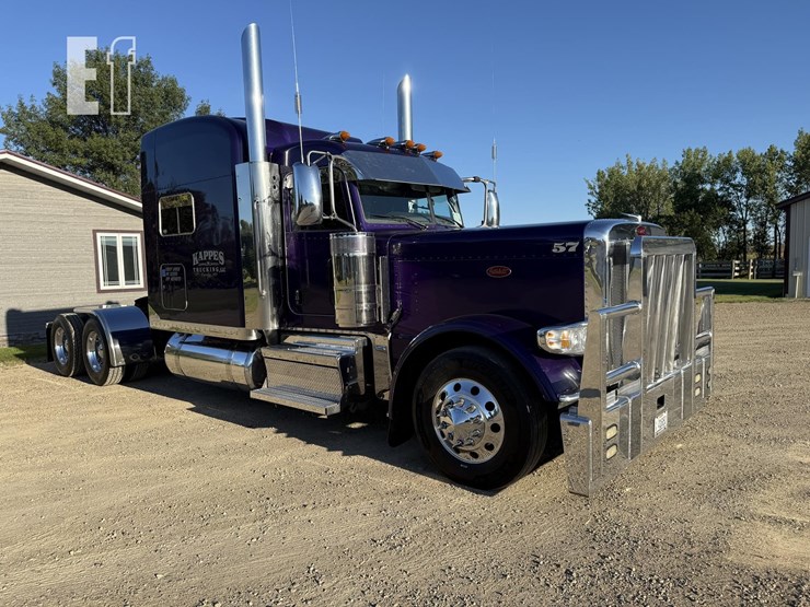 2021-peterbilt-389-image-3