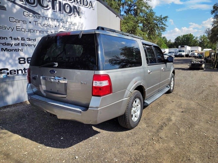 2009-ford-expedition-image-5
