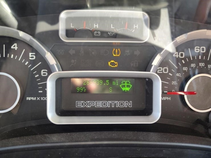 2009-ford-expedition-image-12