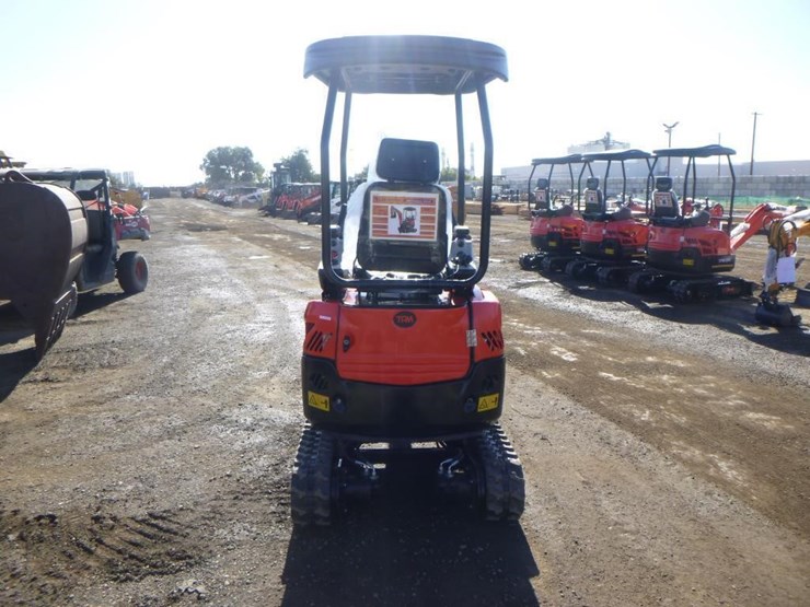 2025-tpm-20k-hydraulic-excavator-image-8