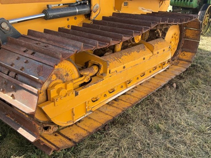2017-deere-450k-lgp-image-15