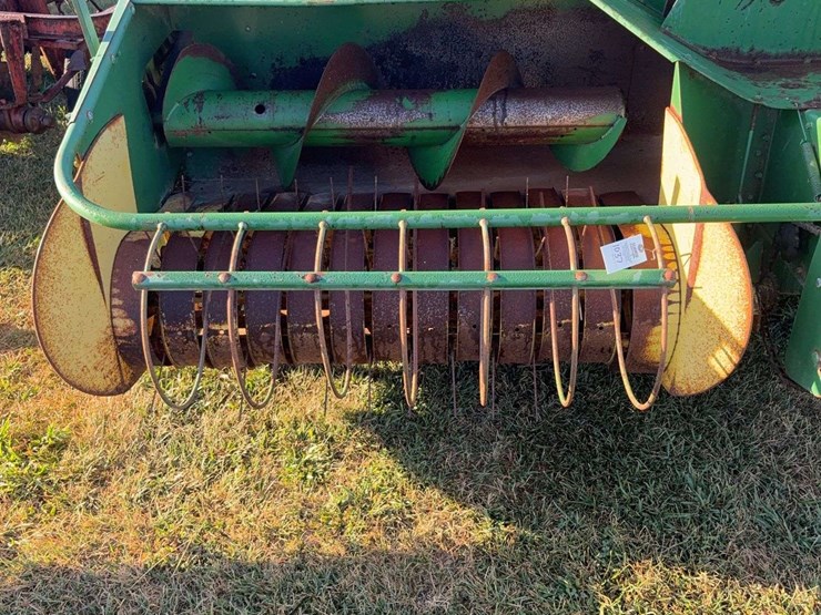 john-deere-24t-image-3